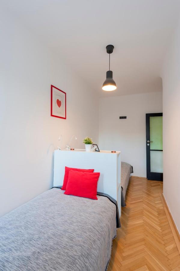 New Design Apartment By Gozsdu Court Budapest Exterior photo