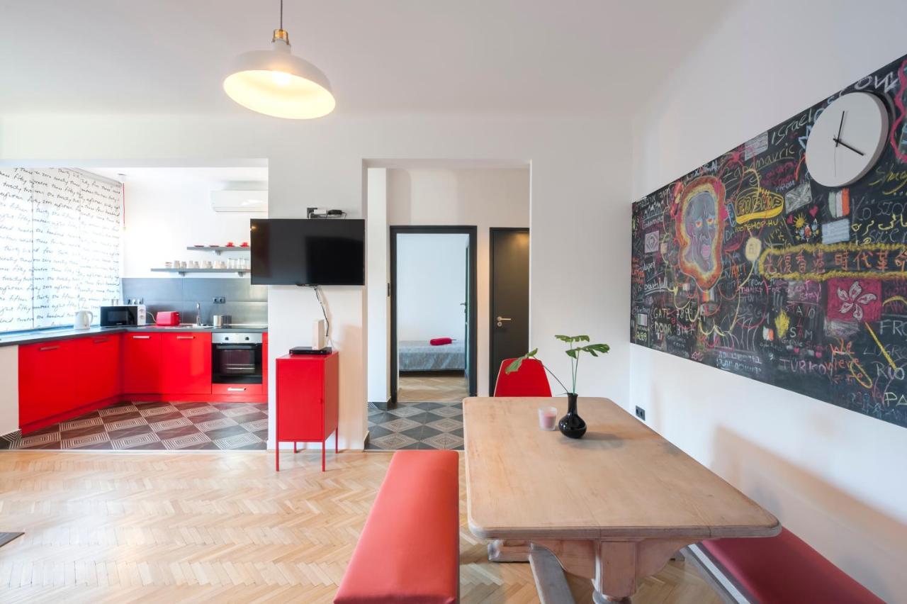 New Design Apartment By Gozsdu Court Budapest Exterior photo